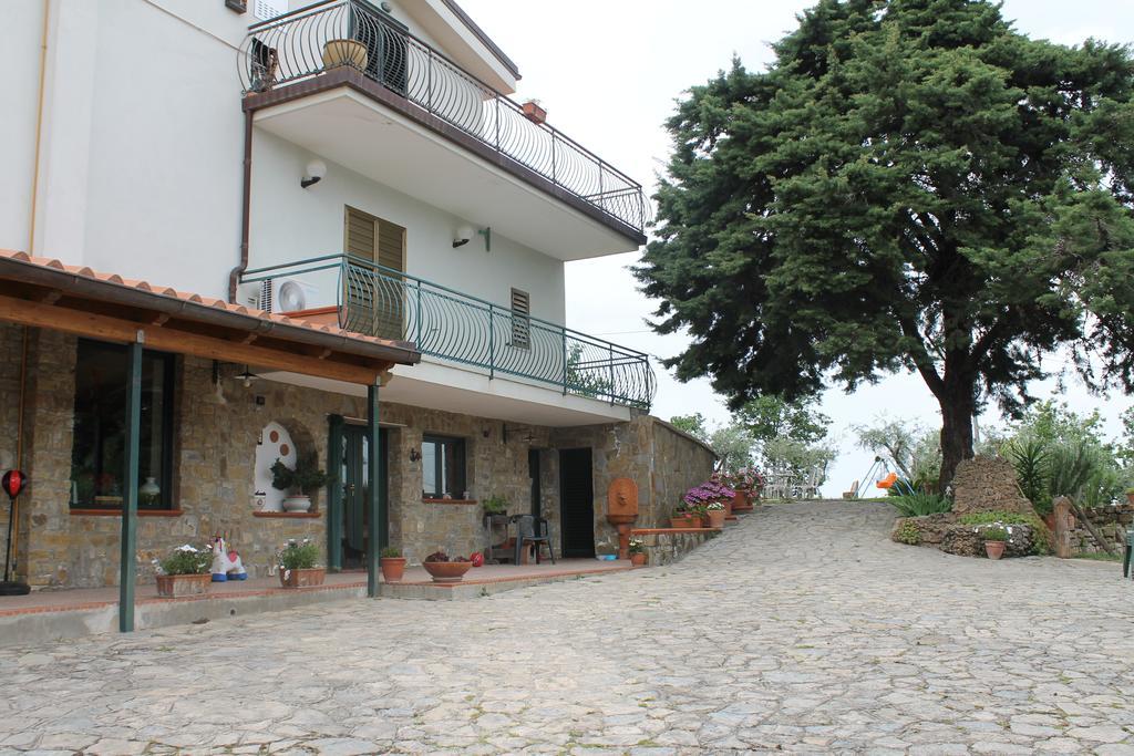 Bed & Breakfast Villa Flora Eredita Kültér fotó