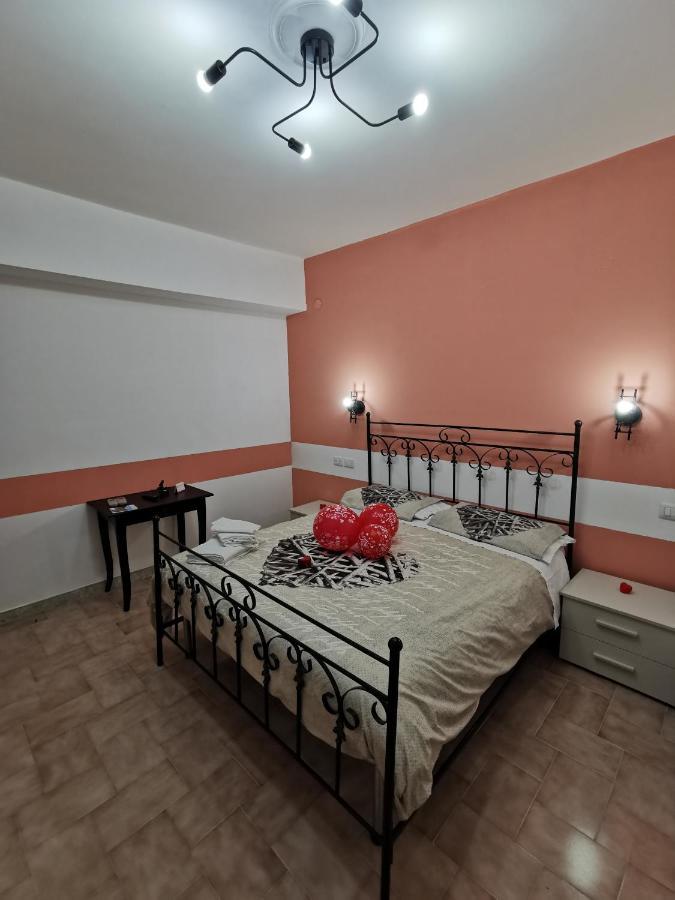 Bed & Breakfast Villa Flora Eredita Kültér fotó